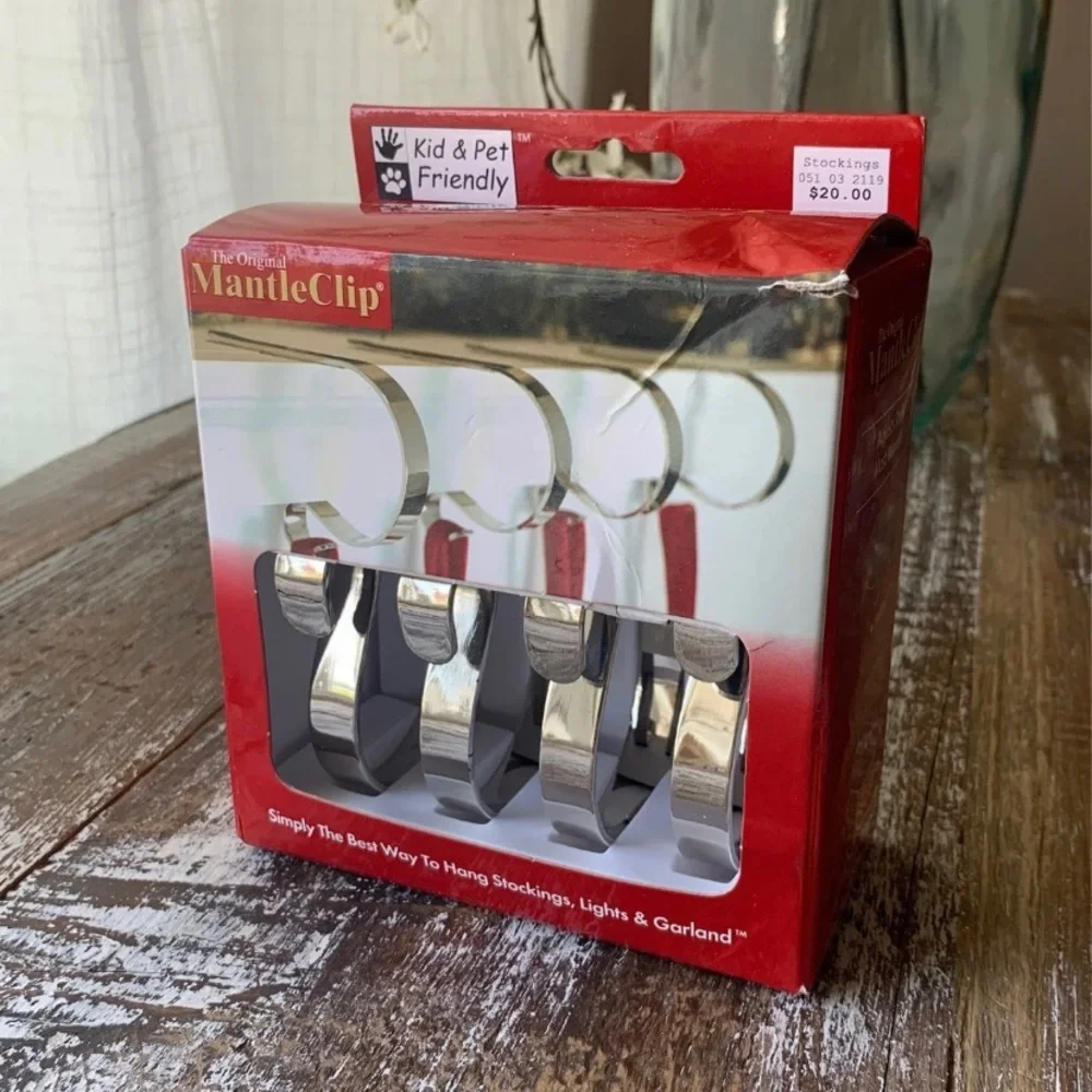 New Stockings holder mantle clip